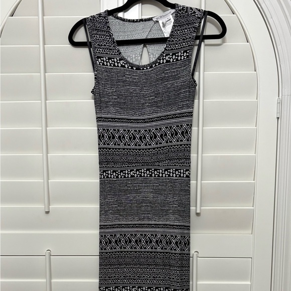 BCBG Black and White Patterned Maxi Dress - Picture 1 of 5